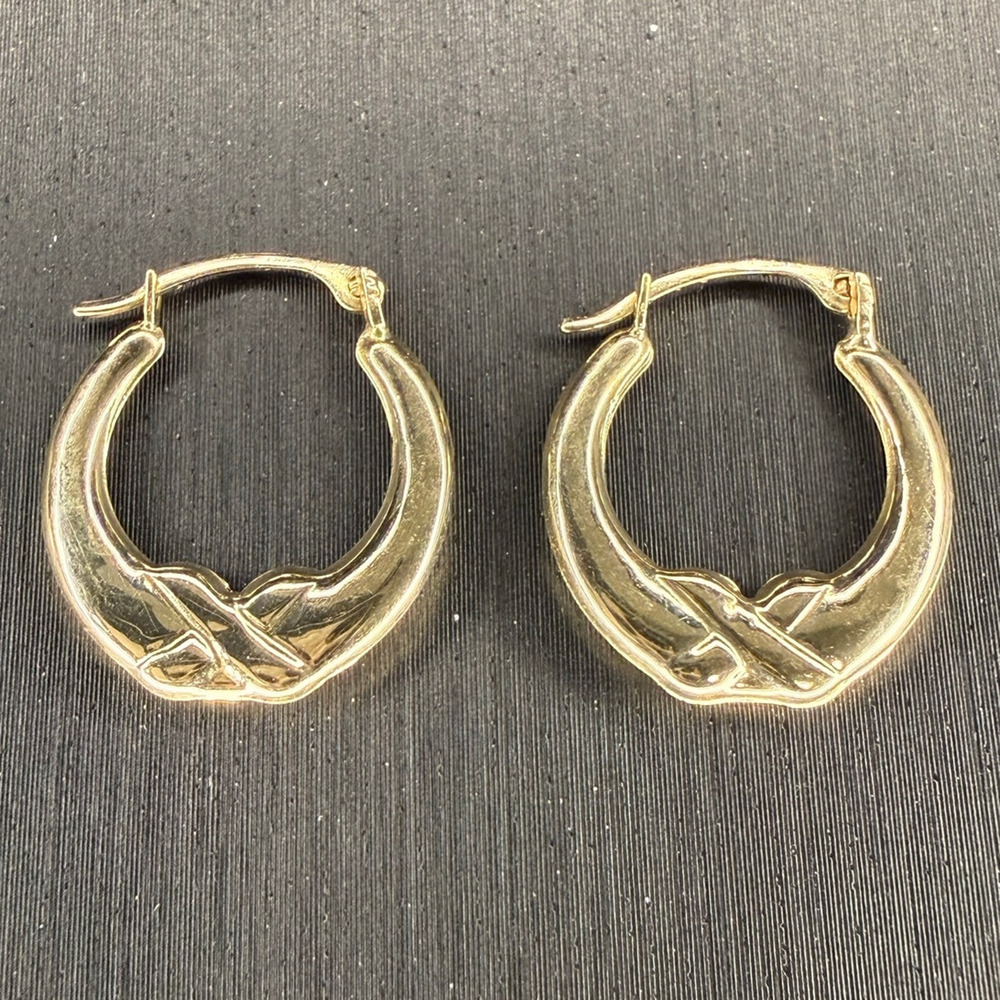 Solid 14k Solid Yellow Italian Gold Design Hoop Earrings 15mm - Picture 2 of 7